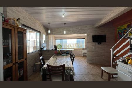 8_photo/952747af7b.1ee37181bf82b00a-ATLAS-a6e63fc4-c31a-42e3-b9d5-39ee6b98c96f.jpg de casa à venda com 7 quartos, 235m² em Cacupé, Florianópolis