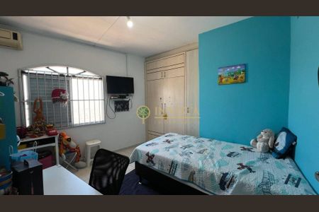 4_photo/952747af7b.1ee37181bf82b00a-ATLAS-f46f0ec6-6026-4c42-9c7e-bfd9acb5d7dc.jpg de casa à venda com 7 quartos, 235m² em Cacupé, Florianópolis