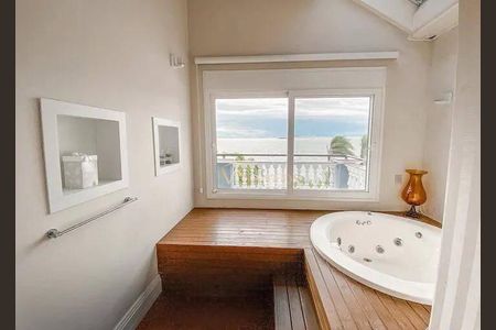 2_photo/952747bb45.94eccd8fc9add72f-ATLAS-05fe1fb0-0bfc-4e95-9c1b-1f5ba4c10e46.jpg de casa à venda com 5 quartos, 750m² em Cacupé, Florianópolis