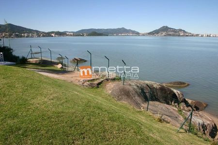 27_photo/952747bb45.94eccd8fc9add72f-ATLAS-6b57f036-45aa-4ba0-8ee1-ffdef013a4e1.jpg de casa à venda com 5 quartos, 750m² em Cacupé, Florianópolis