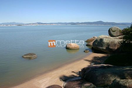 28_photo/952747bb45.94eccd8fc9add72f-ATLAS-d57f8fdf-08c4-4997-9c96-e86c79f81e18.jpg de casa à venda com 5 quartos, 750m² em Cacupé, Florianópolis