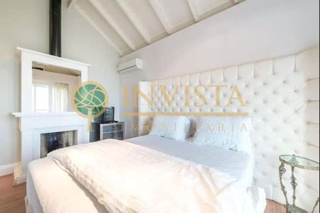 18_photo/952747bb45.94eccd8fc9add72f-ATLAS-eeb134e4-ea43-4e58-a910-a7eb384f67b8.jpg de casa à venda com 9 quartos, 1200m² em Cacupé, Florianópolis