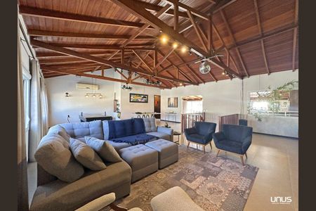 8_photo/9527482033.005b2c2c0d5e94b6-ATLAS-4aa77f4f-e48e-4222-bc18-ab0b6d9fc117.jpg de casa à venda com 3 quartos, 350m² em BALNEÁRIO, Florianópolis