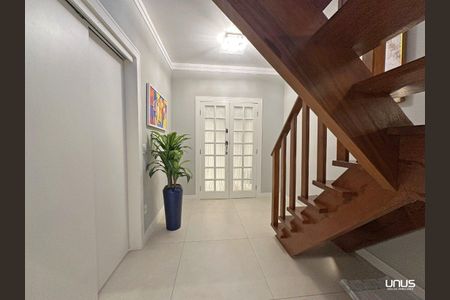 3_photo/9527482033.005b2c2c0d5e94b6-ATLAS-639f59dc-fbab-4bca-a6d0-32a7a7ac6abf.jpg de casa à venda com 3 quartos, 350m² em BALNEÁRIO, Florianópolis