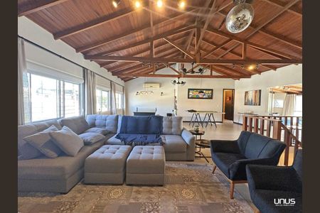 5_photo/9527482033.005b2c2c0d5e94b6-ATLAS-dbdb25d6-934e-43ee-b047-bbd88e0d5d3d.jpg de casa à venda com 3 quartos, 350m² em BALNEÁRIO, Florianópolis