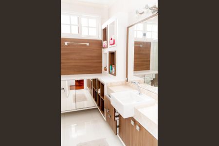 2_photo/9527482035.833a42e394c467a8-ATLAS-9e165fdd-ed90-481d-973e-4d9c8d920dfd.jpg de casa à venda com 5 quartos, 300m² em Balneario, Florianópolis