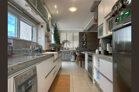 18_photo/95274820eb.e1b0ee24f8fa7f49-ATLAS-e5eb8843-1d60-48aa-bd51-4a8560f56193.jpg de apartamento à venda com 4 quartos, 249m² em BALNEÁRIO, Florianópolis