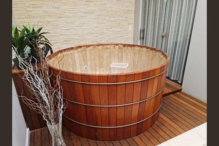 20_photo/952748216d.10655cb5bd00a8f7-ATLAS-be5534ed-203c-46b0-a4ec-bd7c28237f28.jpg de casa à venda com 3 quartos, 400m² em BALNEÁRIO, Florianópolis