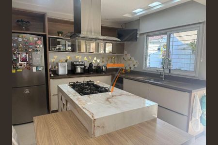 23_photo/95274821d3.e9a0370e41ffee45-ATLAS-5cf41e65-fa31-47ea-a151-eeca3c41df11.jpg de casa à venda com 3 quartos, 164m² em Balneario, Florianópolis