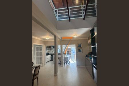 9_photo/95274821d3.e9a0370e41ffee45-ATLAS-636423f8-af9c-4655-971b-851a59a78da4.jpg de casa à venda com 3 quartos, 164m² em Balneario, Florianópolis