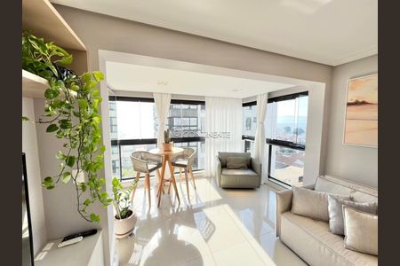 4_photo/952748244d.94eccd8fc9add72f-ATLAS-fe94a1c9-54b3-48ce-9f9f-e3ab31d8f98c.jpg de apartamento à venda com 2 quartos, 76m² em BALNEÁRIO, Florianópolis