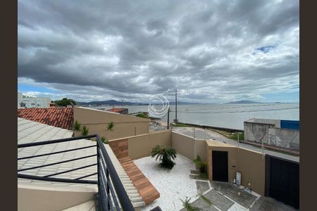 3_photo/95274824f7.5b3f2aade9332d97-ATLAS-b0fa2f85-6135-402a-a61a-0aae26f787b4.jpg de casa à venda com 3 quartos, 248m² em BALNEÁRIO, Florianópolis