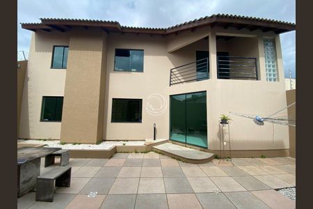 38_photo/95274824f7.5b3f2aade9332d97-ATLAS-cd9bccab-8c49-4cdd-b3b5-c021d6f524d8.jpg de casa à venda com 3 quartos, 248m² em BALNEÁRIO, Florianópolis