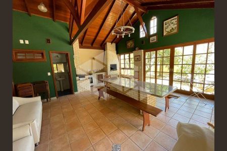 11_photo/95274825bb.f2c8c659ffa0a6bc-ATLAS-e7cded4c-4444-4c79-9cdd-fb0edf6e9d49.jpg de casa para alugar com 5 quartos, 432m² em Balneario, Florianópolis