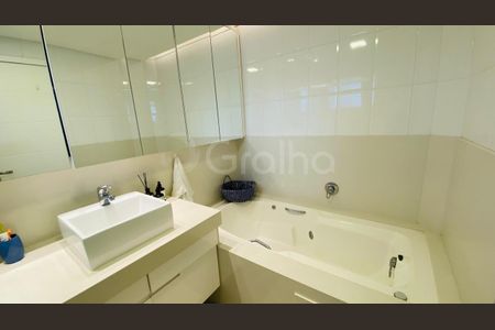 23_photo/9527482723.d69d4af5c88fb834-ATLAS-059f58b7-90d0-4bea-aaf7-2d99aadae3cc.jpg de apartamento à venda com 3 quartos, 250m² em Canto, Florianópolis