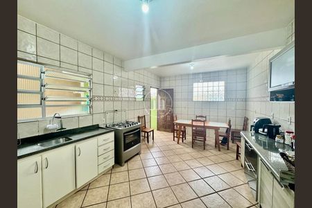 7_photo/95274828b7.6d966f5fb5582f4e-ATLAS-70aef136-b5cc-4c67-b547-08eb039c9644.jpg de casa à venda com 3 quartos, 60m² em Jardim Atlântico, Florianópolis