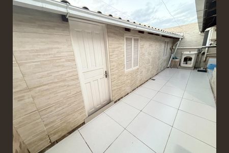 28_photo/95274829d7.8ca146e4695ff152-ATLAS-8b77bcf3-6ade-4527-b08d-77feb7cfc36e.jpg de casa à venda com 2 quartos, 200m² em Capoeiras, Florianópolis