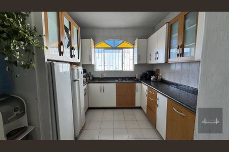 7_photo/9527482a43.74dbc9aa7d3e0758-ATLAS-8979d519-acb2-4cb8-9f7d-483bdde8eb65.jpg de casa à venda com 4 quartos, 185m² em Capoeiras, Florianópolis