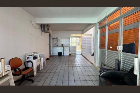 3_photo/9527482a43.74dbc9aa7d3e0758-ATLAS-c3b5efaf-9746-4bcb-9f58-ab49eac7feeb.jpg de casa à venda com 4 quartos, 185m² em Capoeiras, Florianópolis