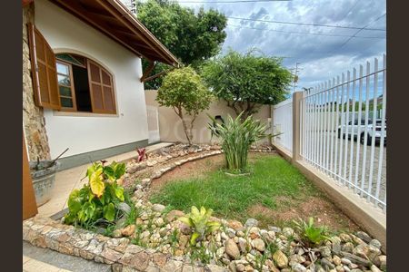 45_photo/9527482c33.35cd9221f0133683-ATLAS-99a27795-e56d-465b-896e-78d22ea0fc94.jpg de casa à venda com 6 quartos, 190m² em Jardim Atlântico, Florianópolis