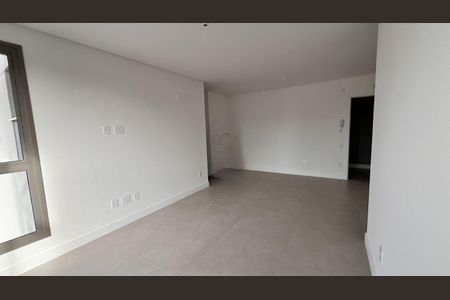 5_photo/9527482f59.894349e28622d3d8-ATLAS-c8f3e2cd-ebec-4fa2-839a-33b3c1c26ff2.jpg de apartamento à venda com 2 quartos, 70m² em Jardim Atlântico, Florianópolis