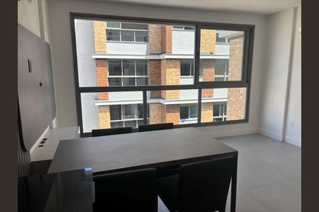 5_photo/9527482f59.d4a14e1a33c7a7db-ATLAS-3b1a2e87-43ff-48e6-97e3-ac00f997a5dd.jpg de apartamento à venda com 1 quarto, 43m² em Jardim Atlântico, Florianópolis