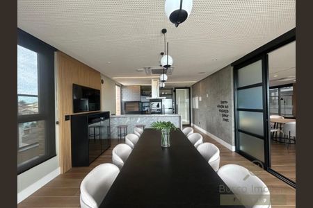 3_photo/9527482f67.e603c47d27d7466f-ATLAS-e39bc9b6-7794-4a38-8a75-e02904a9ffab.jpg de apartamento à venda com 2 quartos, 74m² em Estreito, Florianópolis