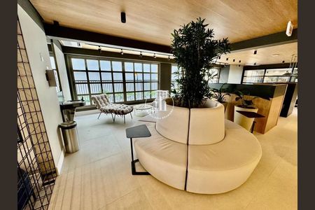 12_photo/9527482f67.ffd5d412a8a0596f-ATLAS-610eb331-1920-4db4-a7b5-9a9f75668cc3.jpg de kitnet/studio à venda com 1 quarto, 32m² em Estreito, Florianópolis