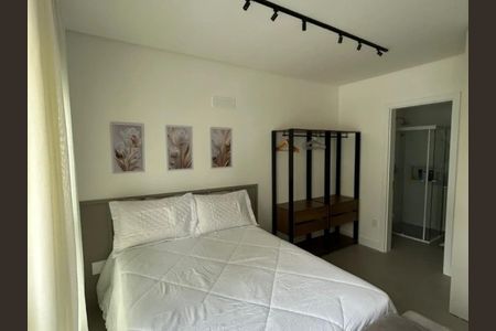 8_photo/9527482f67.ffd5d412a8a0596f-ATLAS-cde52e1e-b91b-4ebc-b2a3-dc409b95fe3c.jpg de kitnet/studio à venda com 1 quarto, 32m² em Estreito, Florianópolis