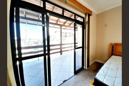 4_photo/952749b9a9.59b9fa3339c8dcb8-ATLAS-29501c40-124d-4ced-bb4b-ee6b77940ead.jpg de casa para alugar com 3 quartos, 100m² em Barreiros, São José