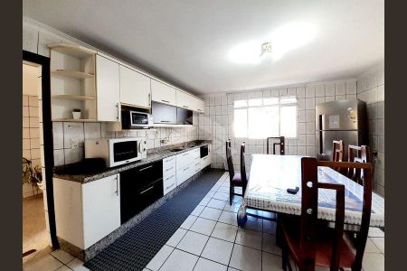 12_photo/952749b9af.dc8bbd111761e841-ATLAS-f7cd1ffb-3b8b-4110-991a-5d5f5115bcfe.jpg de casa para alugar com 3 quartos, 130m² em Bela Vista, São José