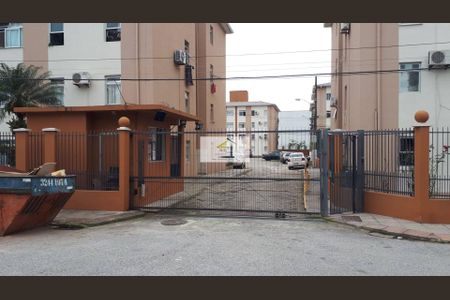 3_photo/952749c4a3.b38ac4619dd2e4c9-ATLAS-312cab29-2227-48fe-80a8-ee7a2e29ad8e.jpg de apartamento para alugar com 3 quartos, 42m² em Barreiros, São José