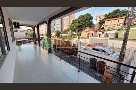 17_photo/952749c5ef.bf64854e93b64070-ATLAS-e8cbebf2-10e4-432b-9a65-8d11eab2ca8d.jpg de casa para alugar com 3 quartos, 500m² em Barreiros, São José