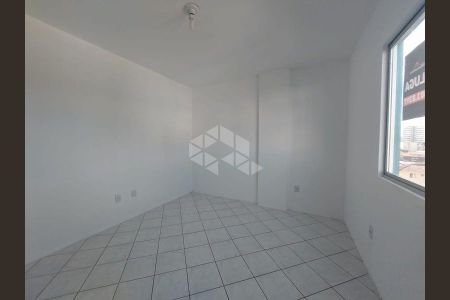 20_photo/952749c7b7.b6a2a534bceb0903-ATLAS-ca6d896a-b794-4878-a875-020549d1cb23.jpg de apartamento para alugar com 3 quartos, 80m² em Barreiros, São José