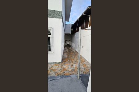 9_photo/952749c7e9.f0d246bad4da1cd5-ATLAS-e0198879-82dc-4772-987e-cd4ad182e7d9.jpg de casa para alugar com 6 quartos, 200m² em Barreiros, São José