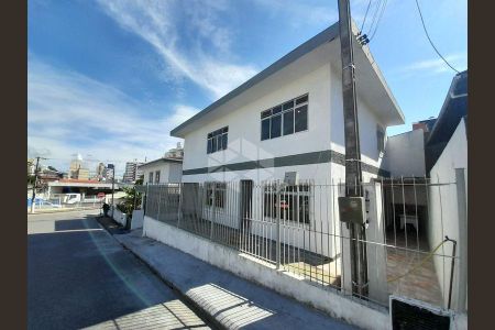 2_photo/952749c7e9.f0d246bad4da1cd5-ATLAS-f3a7fc03-e63d-4b67-a138-e3408f11bbcc.jpg de casa para alugar com 6 quartos, 200m² em Barreiros, São José