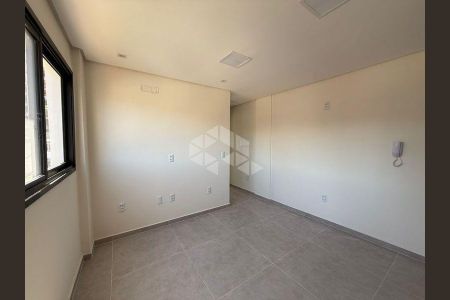 10_photo/952749c8d5.165fd9e2bbe8517e-ATLAS-6b8dba2a-aee5-4e42-805e-bf832a82ebfd.jpg de apartamento para alugar com 1 quarto, 32m² em Barreiros, São José