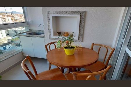 5_photo/952749cddd.d0017f771b1bcd7b-ATLAS-cfe7a359-6a3b-41ef-9f4b-a6e3b2d2486f.jpg de apartamento à venda com 3 quartos, 110m² em Barreiros, São José