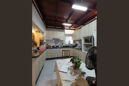 5_photo/952749cdf5.8a00a68238a6a06b-ATLAS-fd736583-3adb-4dd2-8b37-6d31d894528c.jpg de casa à venda com 19 quartos, 384m² em Barreiros, São José