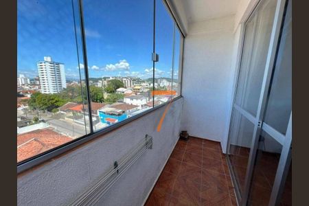 10_photo/952749ce3b.ca5ed4d5ba5f1d39-ATLAS-5a6ff1ef-ce7f-4313-bd35-caf5aab89f99.jpg de apartamento para alugar com 3 quartos, 77m² em Barreiros, São José