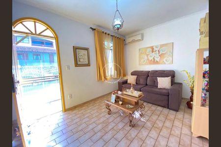 12_photo/952749cf3b.3a4c03695496dcd9-ATLAS-58bc0aed-ae77-4bf3-91c6-c80490cbe471.jpg de casa à venda com 3 quartos, 211m² em Barreiros, São José