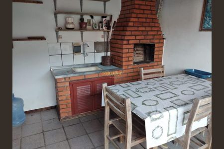 2_photo/952749d1cd.5b5cdc15c3d89a9d-ATLAS-9c8c2c4c-64b1-4285-af1d-940b732af455.jpg de casa à venda com 2 quartos, 80m² em Barreiros, São José