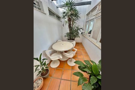 12_photo/952749d23b.2a31a181cf98d50c-ATLAS-a10036d3-aa92-4bcb-b95d-0ecaa0674ade.jpg de casa à venda com 4 quartos, 323m² em Jardim Atlântico, Florianópolis