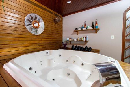 19_photo/952749d2d1.6a5e871df73675d5-ATLAS-1e5ccd26-dca6-48a1-9699-6f4c4cd19dba.jpg de casa à venda com 3 quartos, 285m² em Jardim Atlântico, Florianópolis