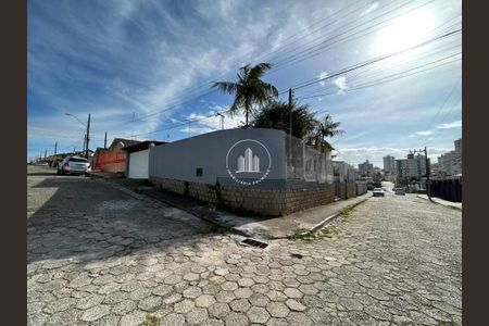 12_photo/952749d2fd.1ee954665fa22826-ATLAS-7cf96741-dd9c-4f29-b048-012a8c13ba14.jpg de casa à venda com 4 quartos, 150m² em Jardim Atlântico, Florianópolis