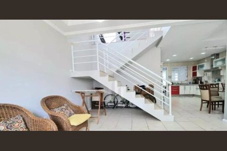 5_photo/952749d39b.d00588b39bb74d6d-ATLAS-1cd315d6-c25e-432c-a5ff-4e9463b26e86.jpg de casa à venda com 3 quartos, 250m² em Jardim Atlântico, Florianópolis