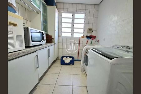 11_photo/952749d3a1.751bca41ac608a7d-ATLAS-d5ebaa25-a142-48c0-b223-fa6d98146050.jpg de casa à venda com 3 quartos, 250m² em Jardim Atlântico, Florianópolis