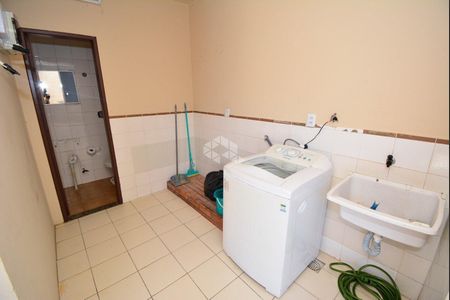 20_photo/952749d3c3.cadf0cb480790de5-ATLAS-a99c898c-9a05-411c-9dcb-3f53d2fb75e4.jpg de casa à venda com 3 quartos, 240m² em Jardim Atlântico, São José