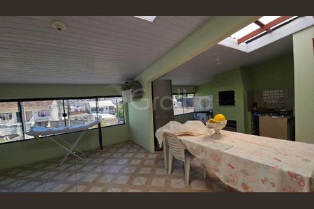 3_photo/952749d6b9.7fae400b96cb3741-ATLAS-42ce4559-41a6-429f-87a4-1effe0dbe3c4.jpg de casa à venda com 3 quartos, 126m² em Monte Cristo, Florianópolis