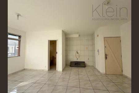 3_photo/952749d951.3aed5bbd04158097-ATLAS-d28754a5-e94e-42a1-be2b-f67768959b07.jpg de apartamento para alugar com 1 quarto, 40m² em Kobrasol, São José